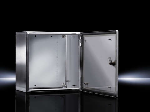 9404600 KE Series Enclosure With Hinged Door, 24 in L x 15 in W x 8.3 in D, NEMA 4X/IP66, Stainless Steel